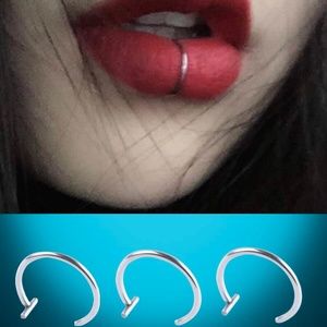 Faux Lip Ring Set